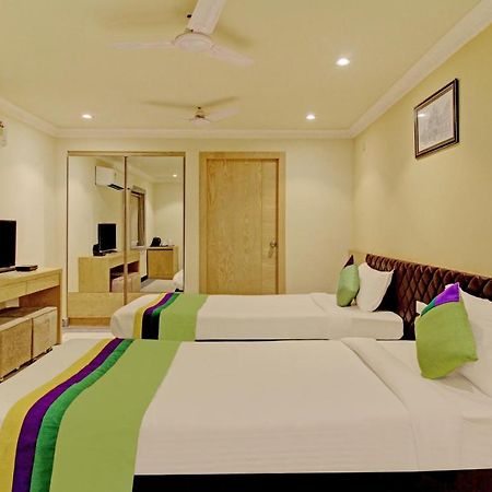 แฟ็บ โฮเต็ล เอเอสแอล Hotel โกลกาตา ภายนอก รูปภาพ